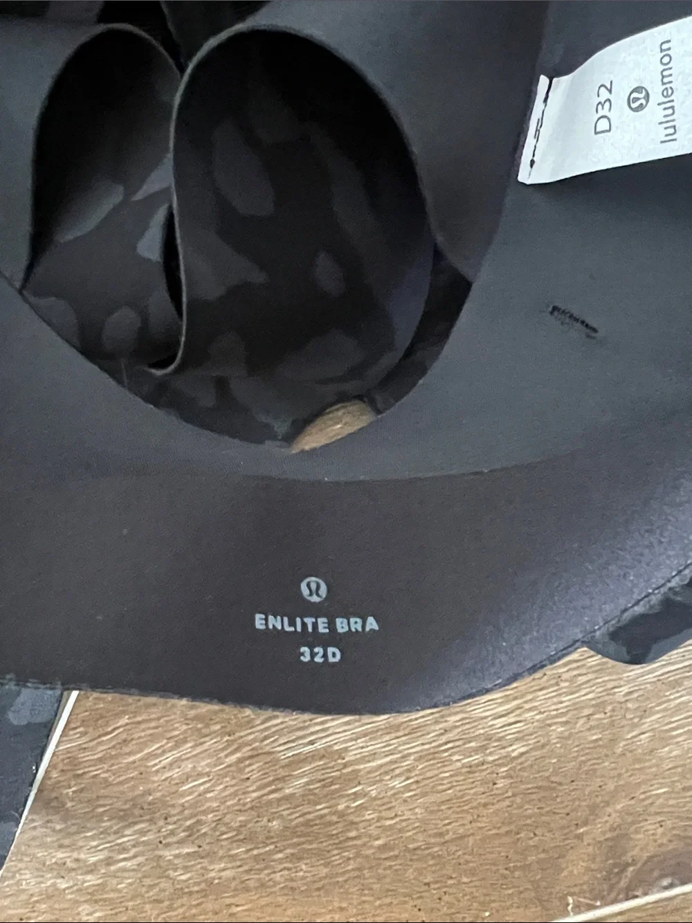 LULULEMON | Enlite Sports Bra Zip Front 32D - Picture 6 of 8